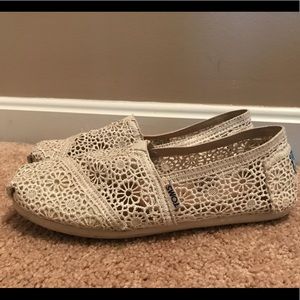 TOMS flats
